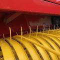 New Holland 570