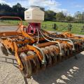 Simba DTX300 w/seeder