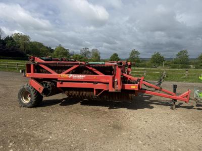 2011 Kverneland Actiroll 1230