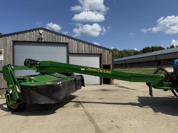 John Deere 730 mower conditioner