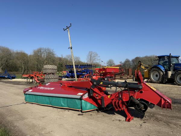 Kverneland Taarup 3232 MN