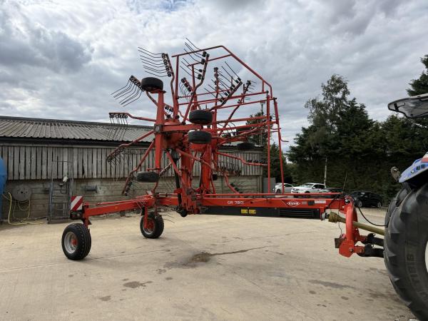 KUHN GA7501