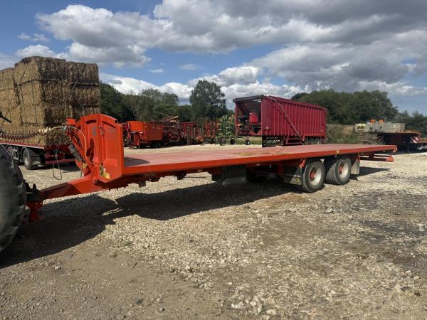 Larrington 32ft Bale trailer